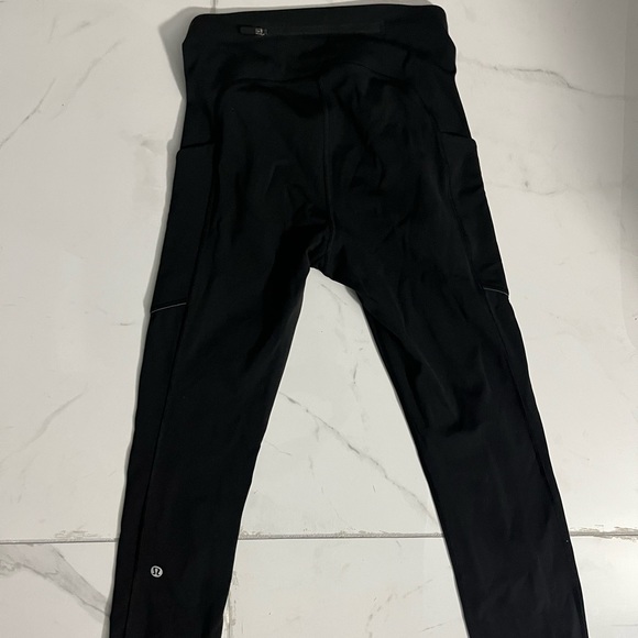 Lululemon Speed up Tights - Hemmed 23 inches - Picture 3 of 3